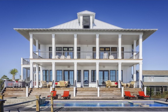 modern house exterior real estate